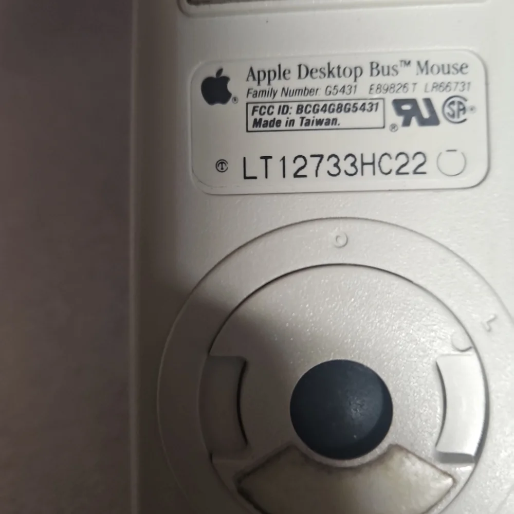 APPLE G5431 DESKTOP BUS MOUSE